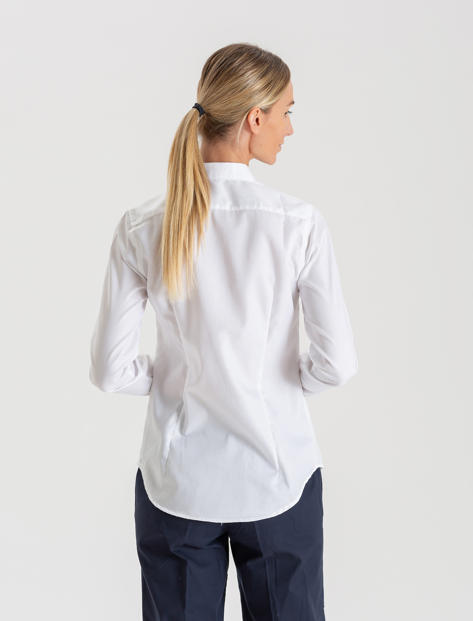 White women's shirt Qooqer