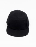 gorra negra