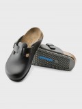 Zuecos Birkenstock de cuero negro 2