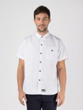 Camisa blanca de chef con delantal de cocina
