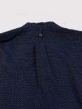 Camicia blu dietro