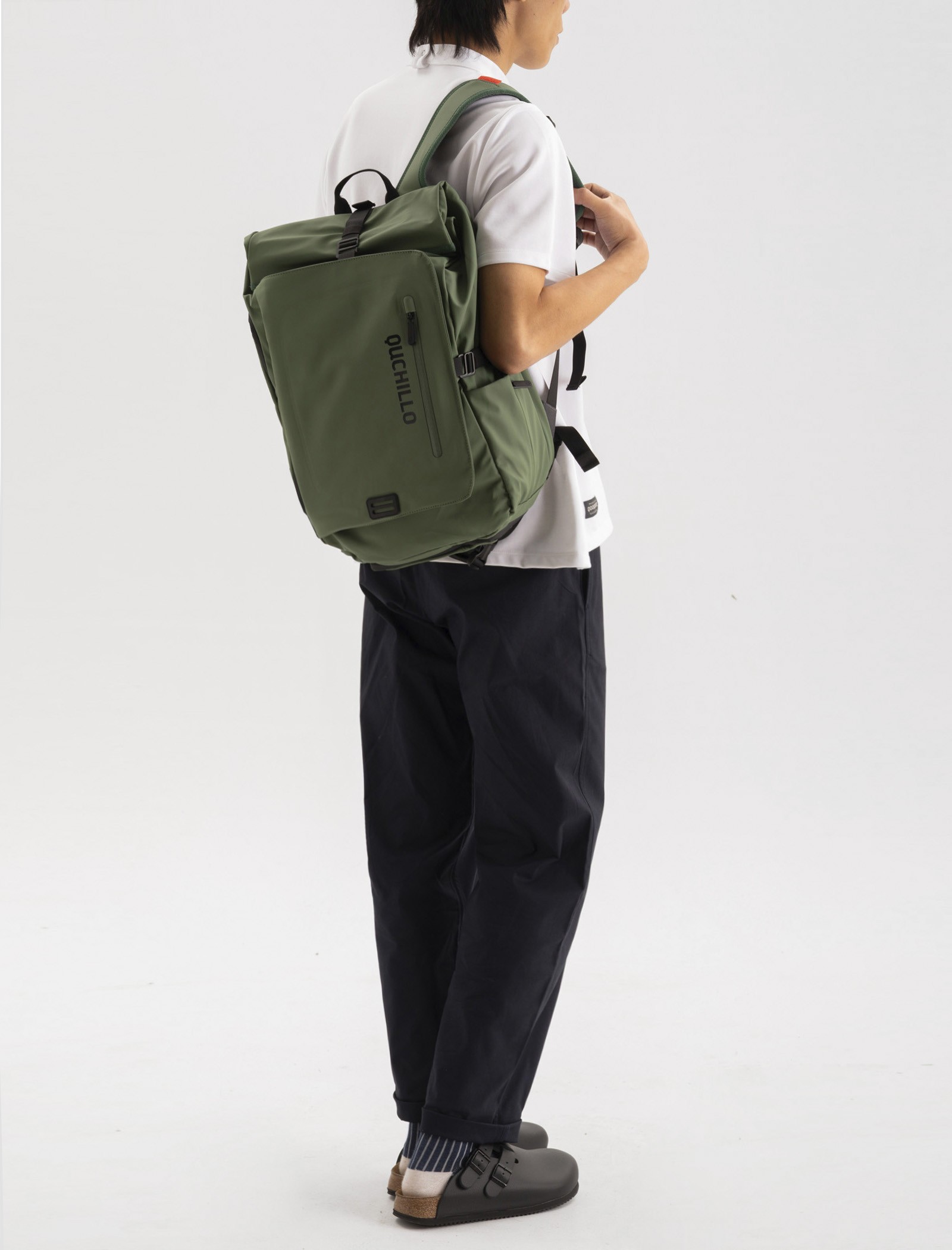 Green backpack for chefs – Practical and durable - Qooqer