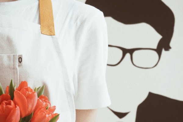 Interview: Illustrator Coco Dávez wears our apron