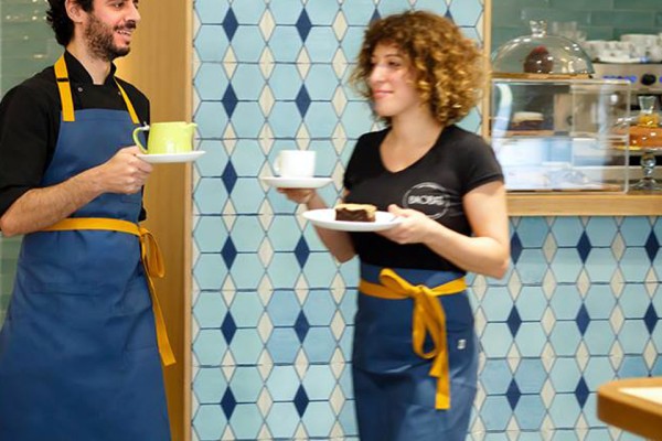 5 Good Reasons to Use an Apron in Your Business