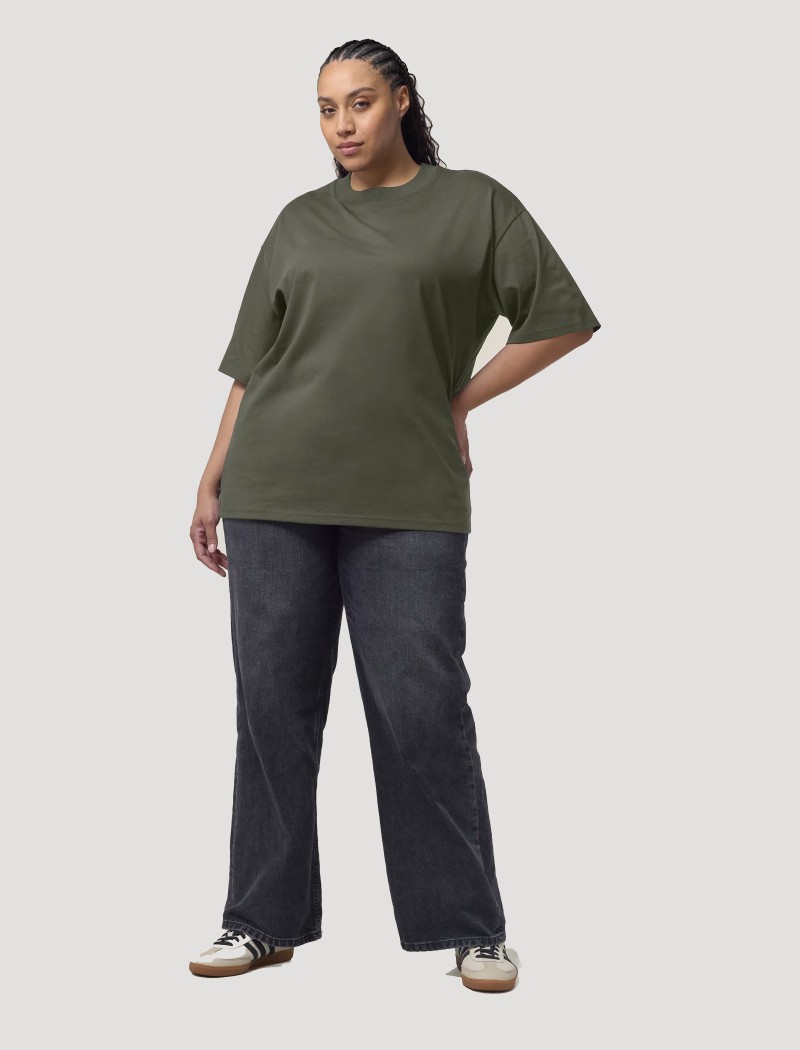 Camiseta oversized verde khaki Camiseta oversized verde khaki en algodón orgánico