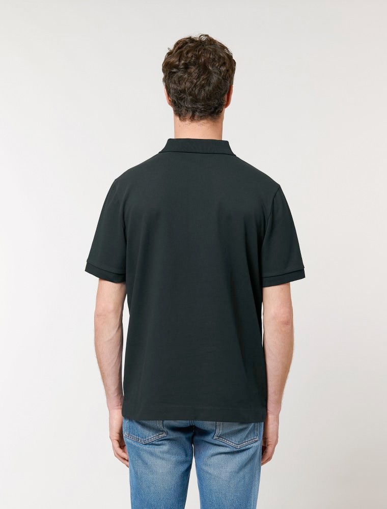 Schwarzes Poloshirt mit Logo Schwarzes Poloshirt mit Logo