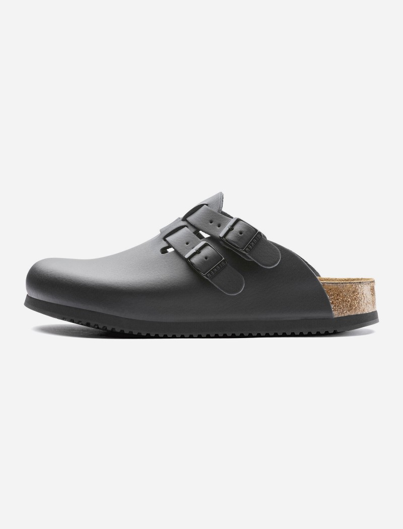 Birkenstock clogs in black leather Birkenstock clogs in black leather