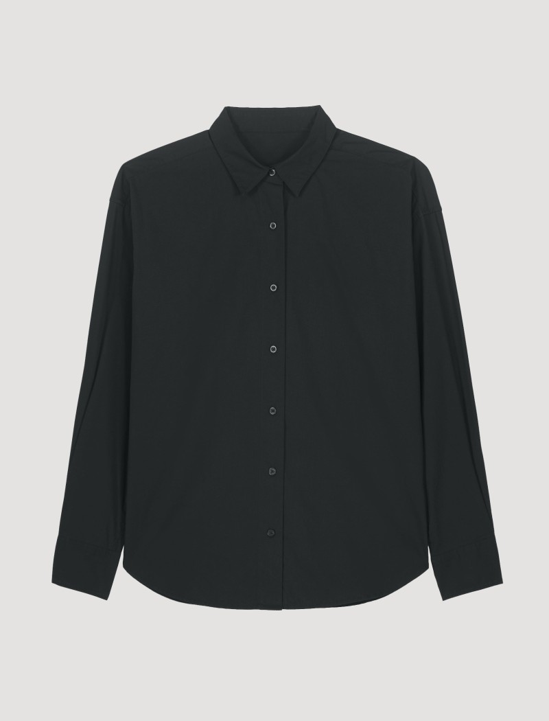 Camisa de Popelín Negra para Mujer - Vista frontal Camisa de popelín negra para mujer de manga larga, vista frontal
