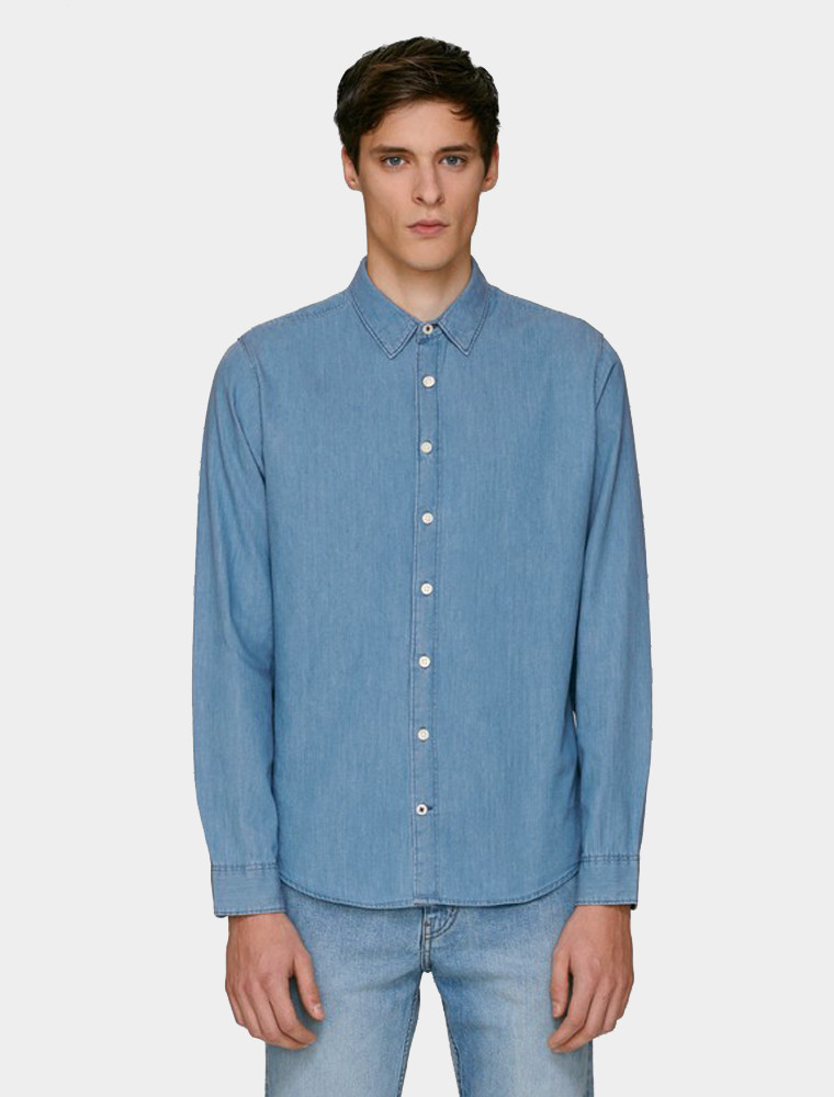 Men’s light denim shirt Men’s light denim shirt