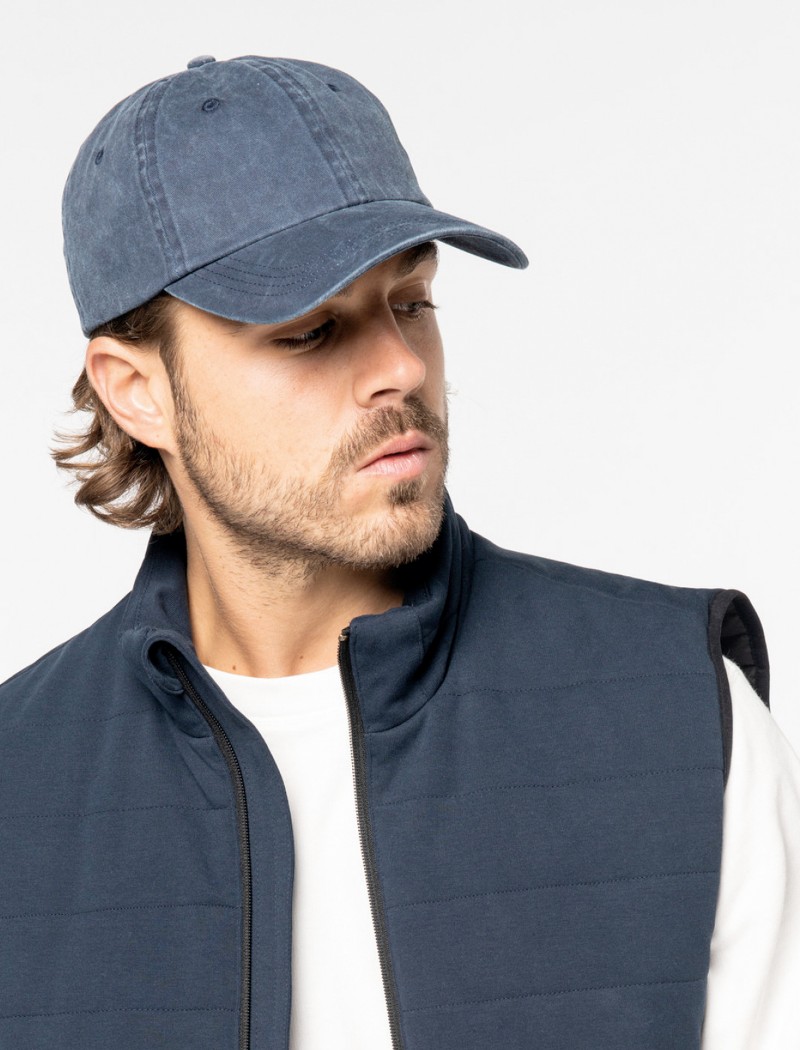 Cappellino Blu Vintage Cappellino Blu Vintage